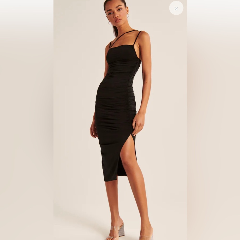 Women's XS Black Abercrombie 
Asymmetrical Strappy Ruched Midi Dress